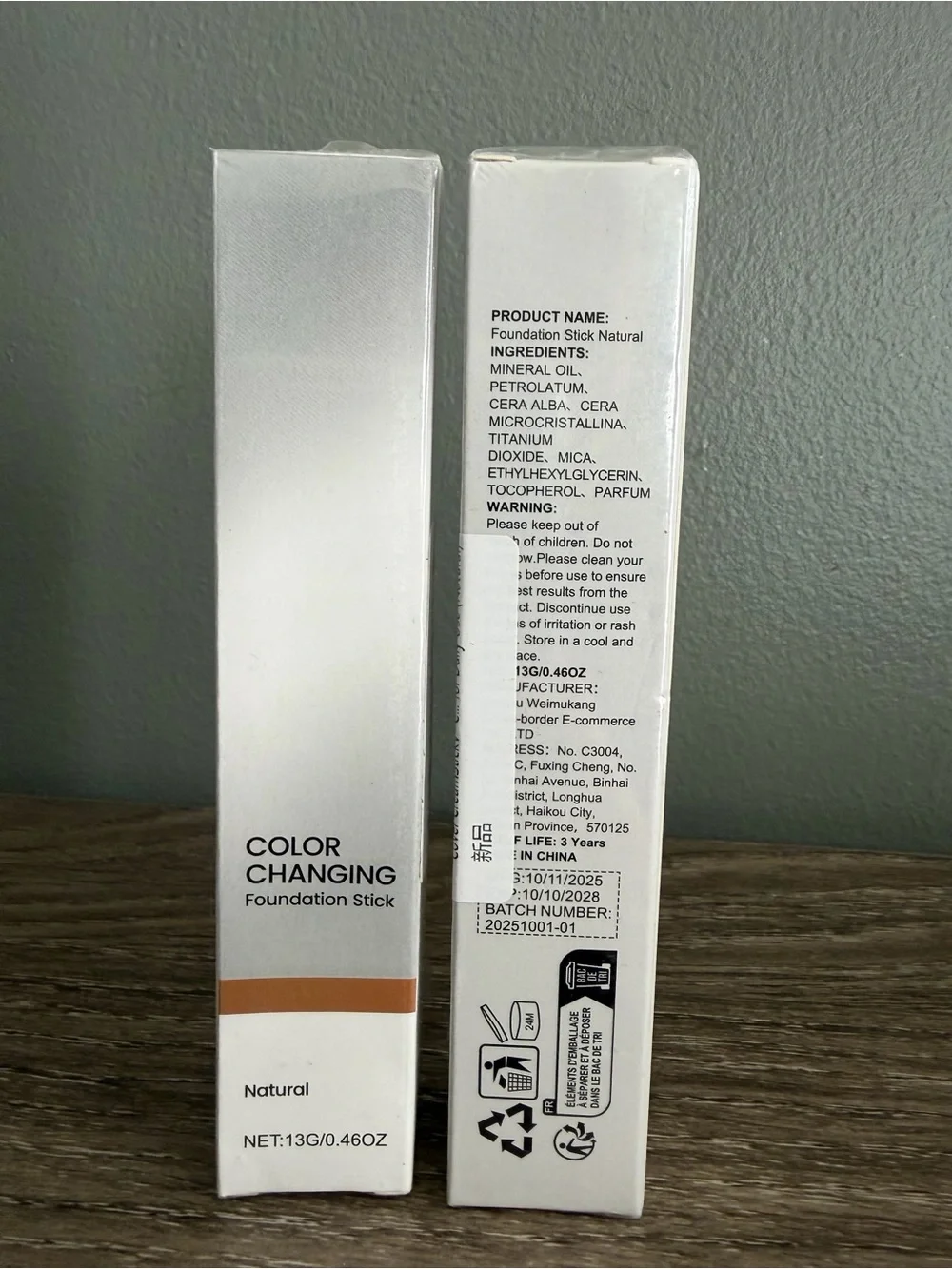 2 Color Changing Foundation Sticks - Natural